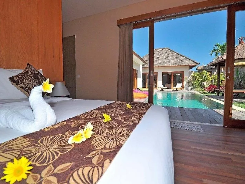 Villa Iskandar Kuta Lombok